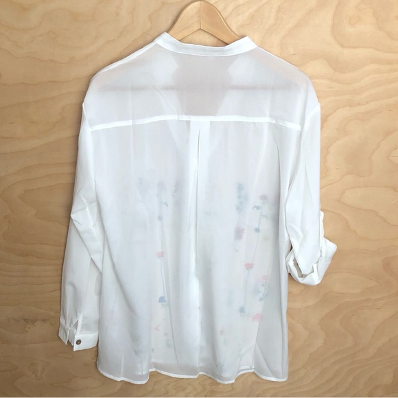 V Neck Sheer Rolled Tabs Sleeve Blouse Size M White Feminine Bohemian. - Picture 3 of 10